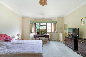 Bedroom- click for photo gallery